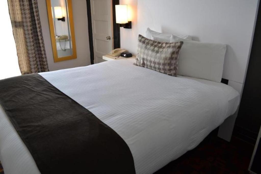 Hotel Adante Hotel, A C-two